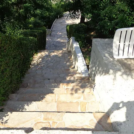 понтика Апартамент *