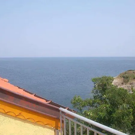 понтика Апартамент *